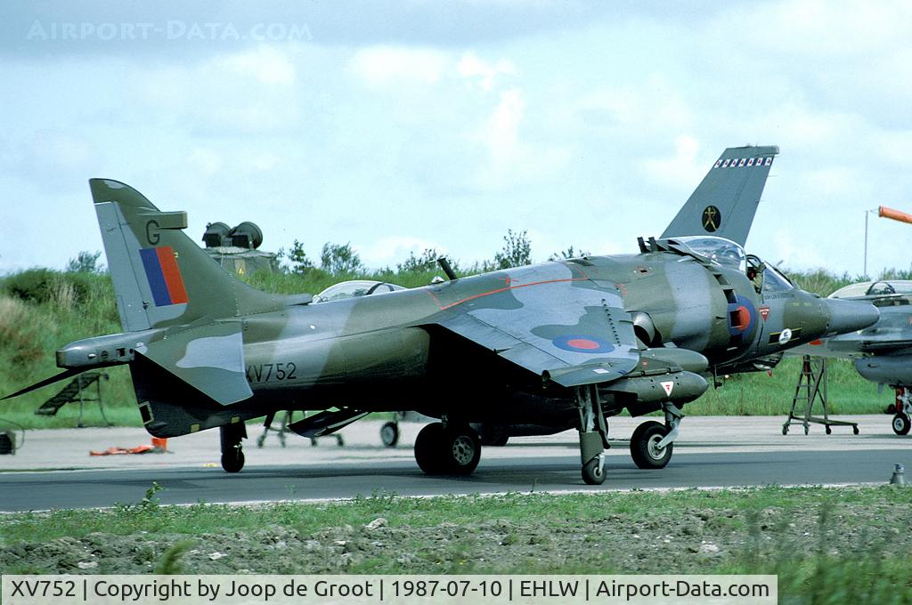 XV752, 1969 Hawker Siddeley Harrier GR.3 C/N 712015, This Harrier is now preserved in Bletchley Park.