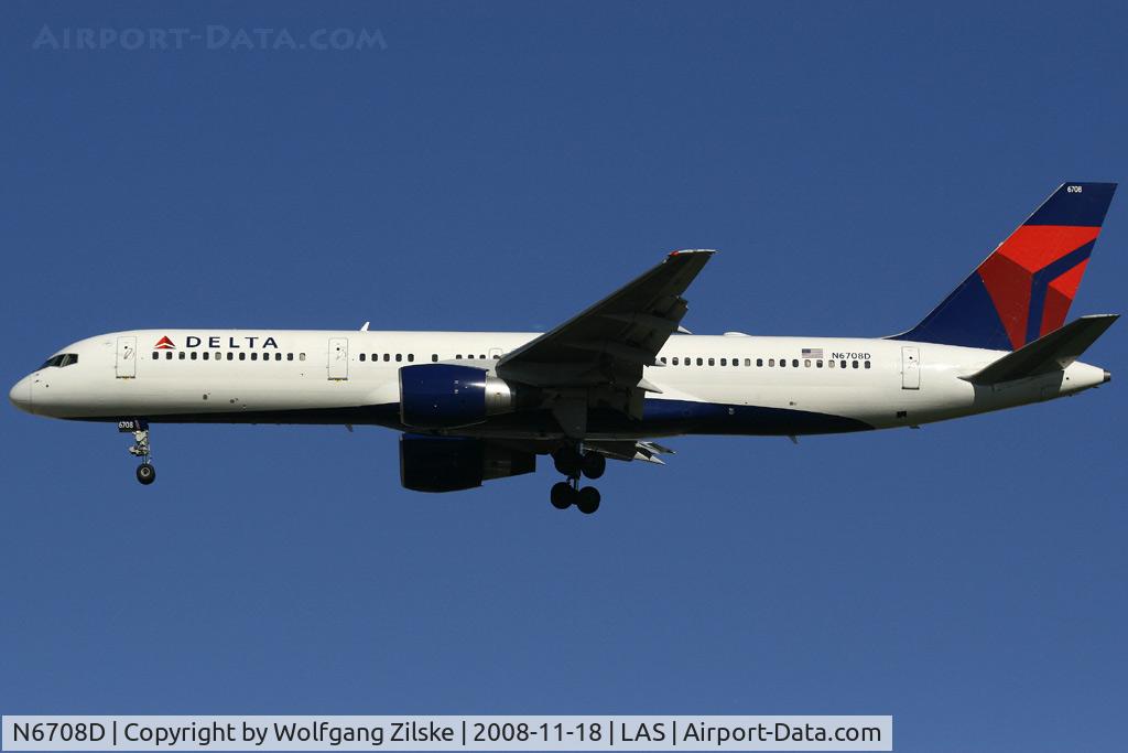 N6708D, 2000 Boeing 757-232 C/N 30480, visitor