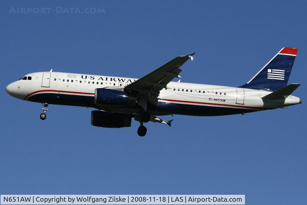 N651AW, 1998 Airbus A320-232 C/N 866, visitor