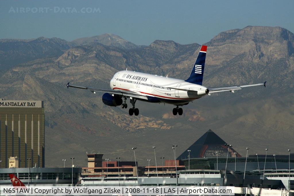 N651AW, 1998 Airbus A320-232 C/N 866, Going to Las Vegas