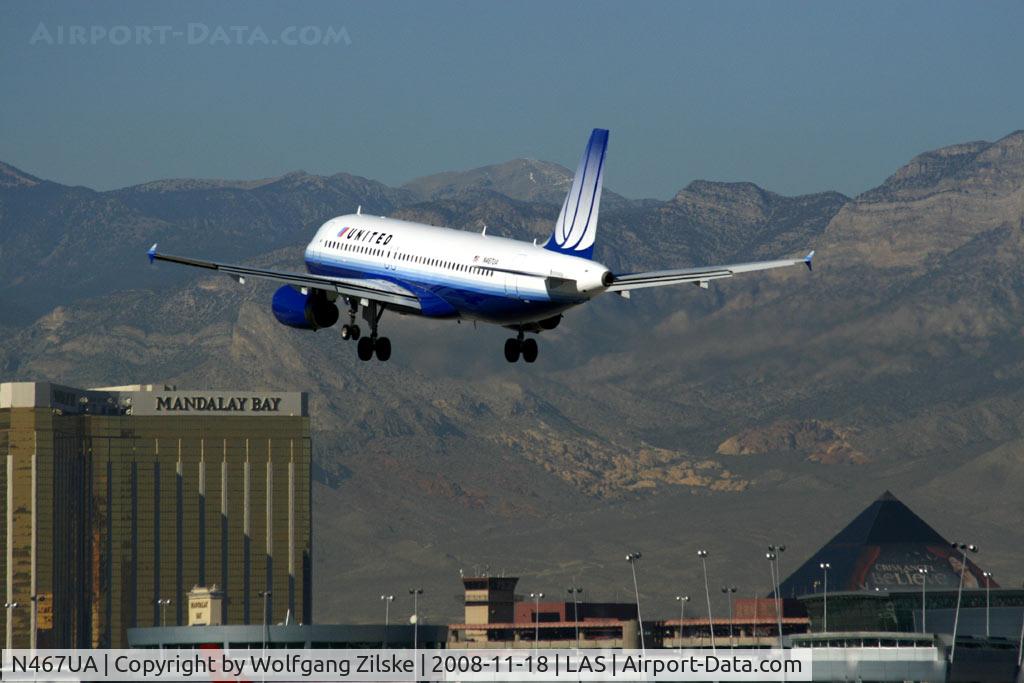 N467UA, 2000 Airbus A320-232 C/N 1359, Going to Las Vegas