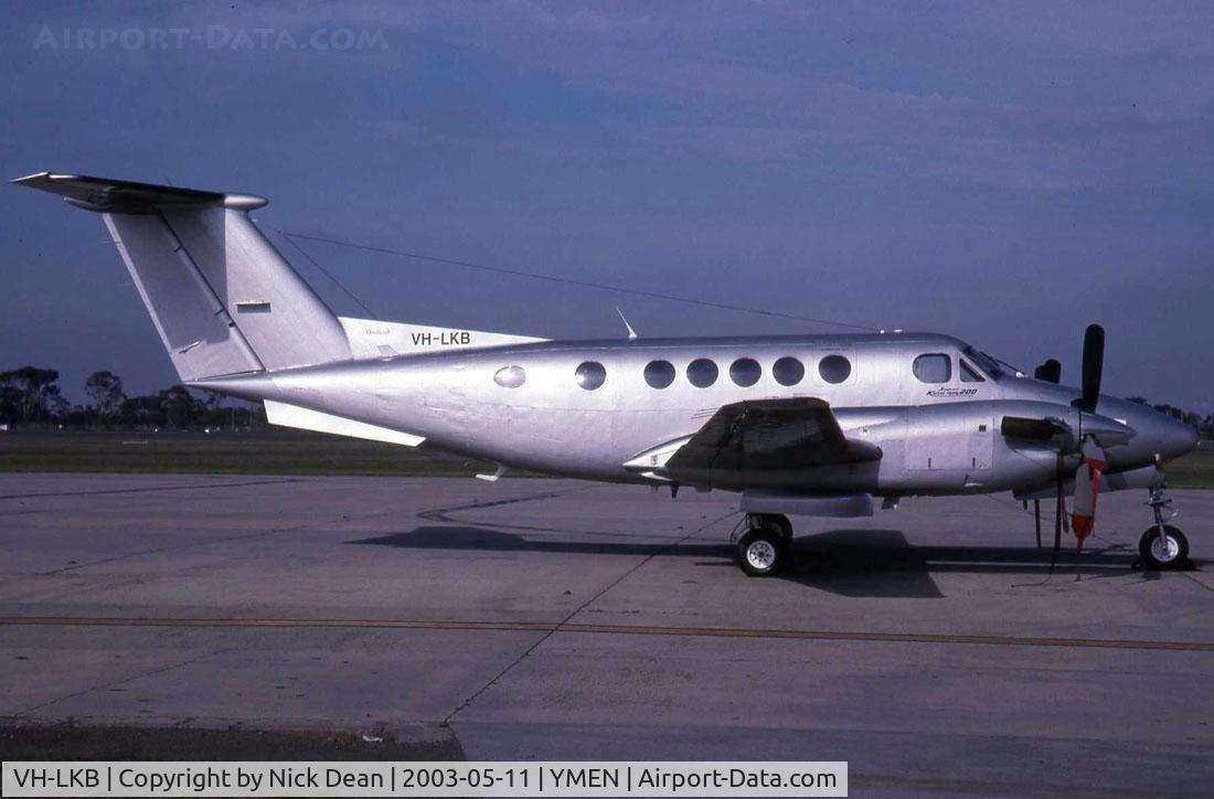 VH-LKB, 1977 Beech 200 C/N BB-259, YMEN