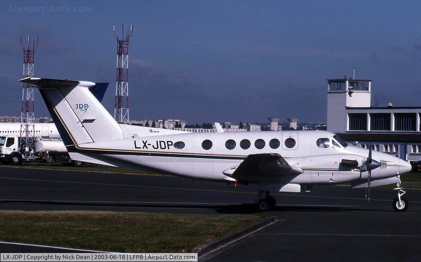 LX-JDP, 1977 Beechcraft 200 King Air C/N BB-303, LFPB