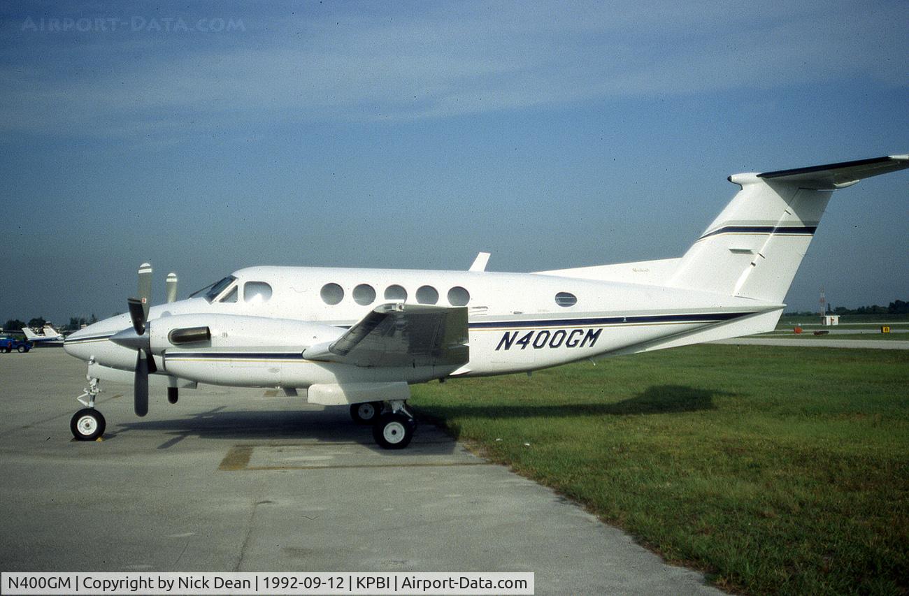 N400GM, 1978 Beech 200 Super King Air C/N BB-392, KPBI (N400GM BE200 C/N BB-392)