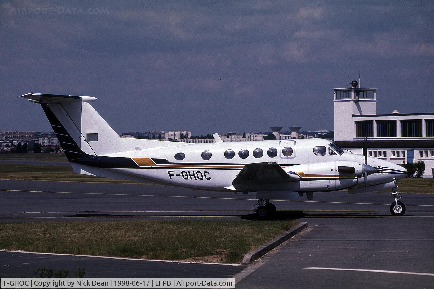 F-GHOC, 1978 Beech 200 Super King Air C/N BB-406, LFPB