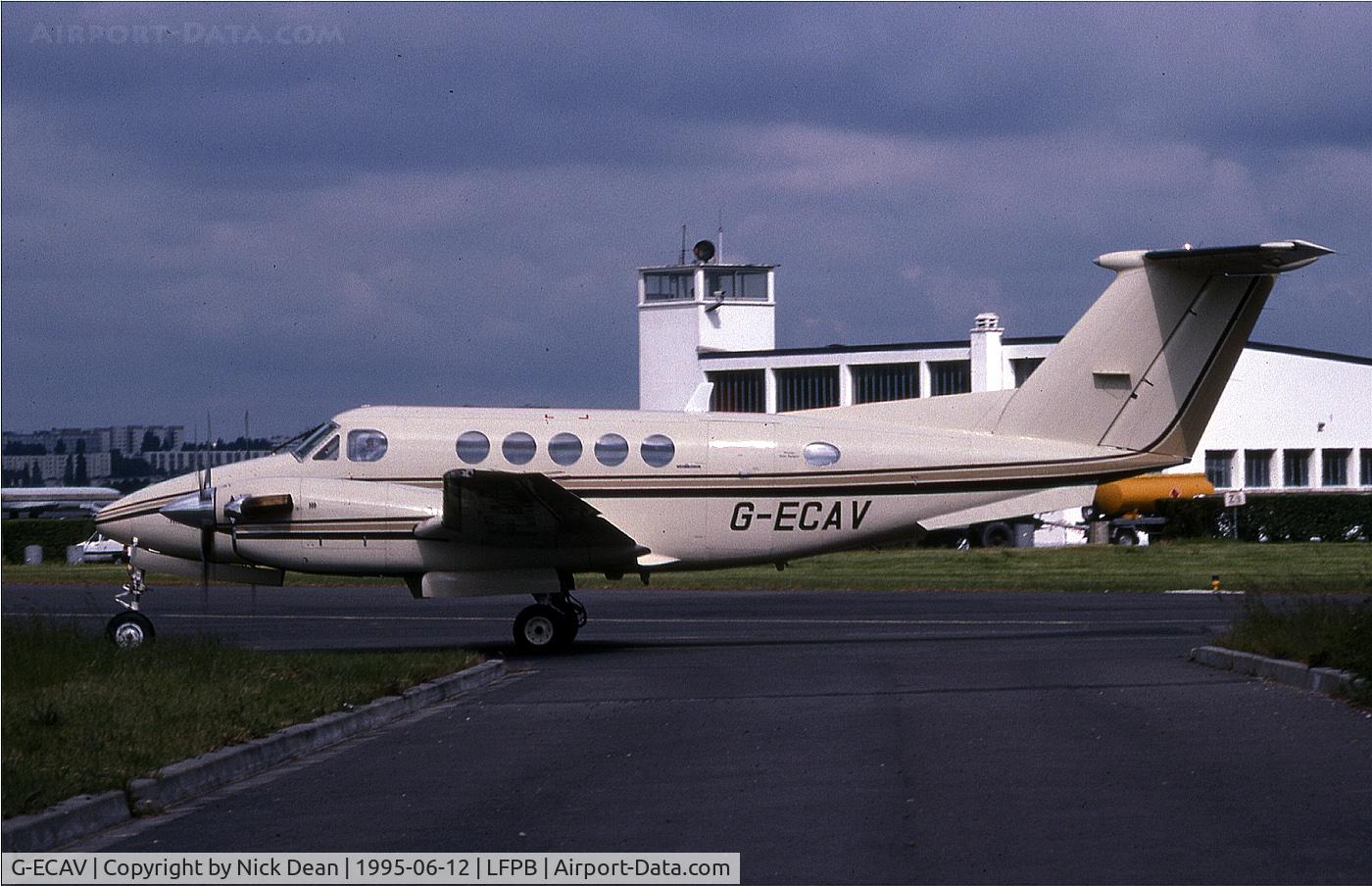 G-ECAV, 1979 Beech 200 Super King Air C/N BB-561, LFPB