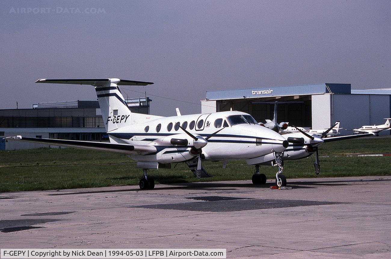 F-GEPY, 1980 Beech 200 Super King Air C/N BB-779, LFPB