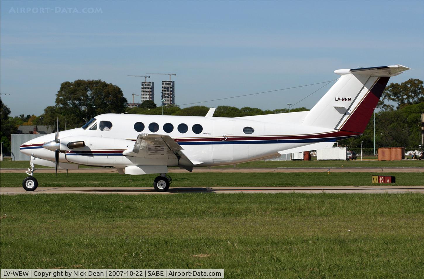 LV-WEW, 1981 Beechcraft 200 King Air C/N BB-870, SABE