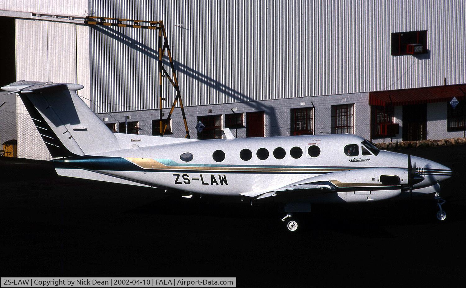 ZS-LAW, 1981 Beech B200 King Air King Air C/N BB-889, FALA
