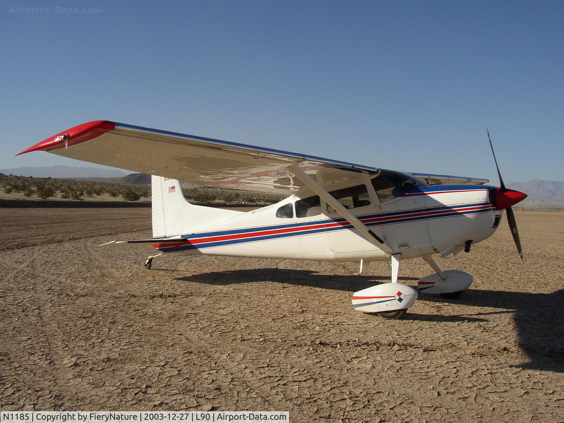 N1185, 1971 Cessna A185E Skywagon 185 C/N 18501931, Cool December day at Ocotillo Wells.