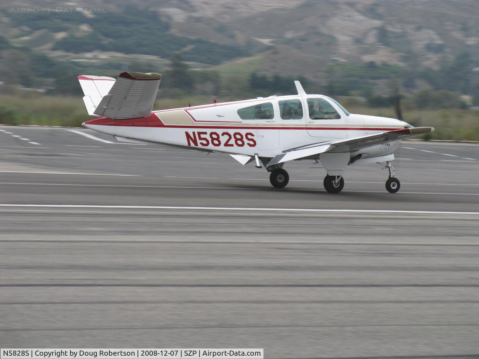 N5828S, 1964 Beech S35 Bonanza C/N D-7727, 1964 Beech S35 BONANZA, Continental IO-520-B 285 Hp, landing roll Rwy 22