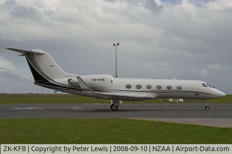 ZK-KFB, Gulfstream Aerospace G-IV C/N 1362, Air National Corporate Ltd., Auckland (Peter Jackson)