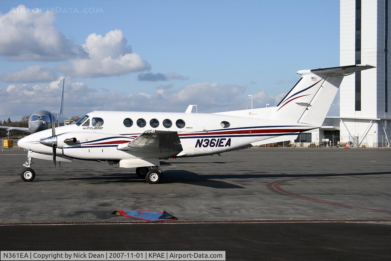 N361EA, 1982 Beech B200 King Air C/N BB-1103, KPAE