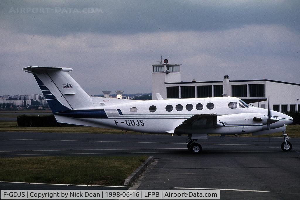 F-GDJS, 1983 Beech B200 King Air C/N BB-1116, LFPB