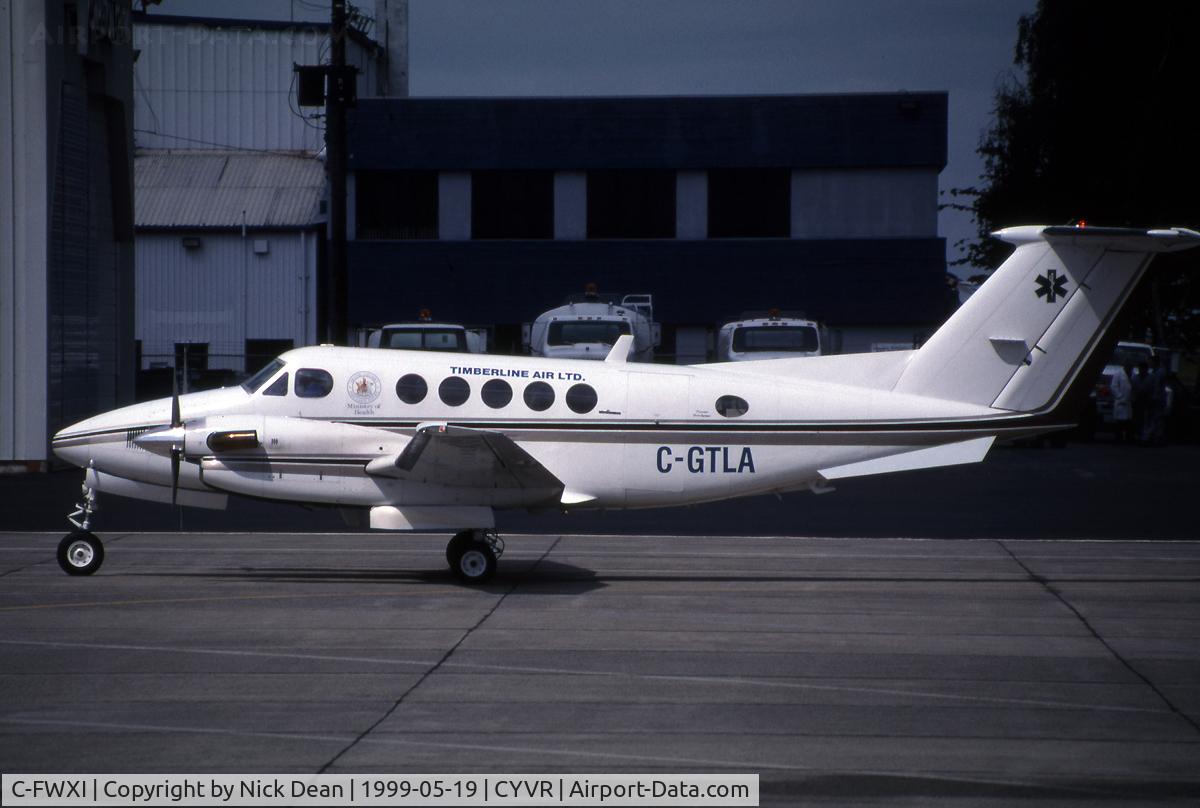 C-FWXI, 1985 Beech 200 Super King Air C/N BB-1224, CYVR (Seen as C-GTLA prior to becoming C-FWXI, C-GTLA is now carried by a B100)