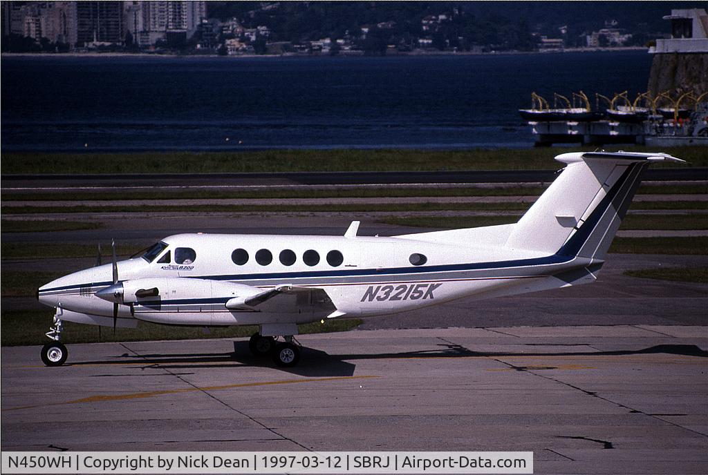 N450WH, 1987 Beech B200 King Air C/N BB-1275, SBRJ (Seen on my 1st trip to Rio as N3215K subsequently became N450WH)