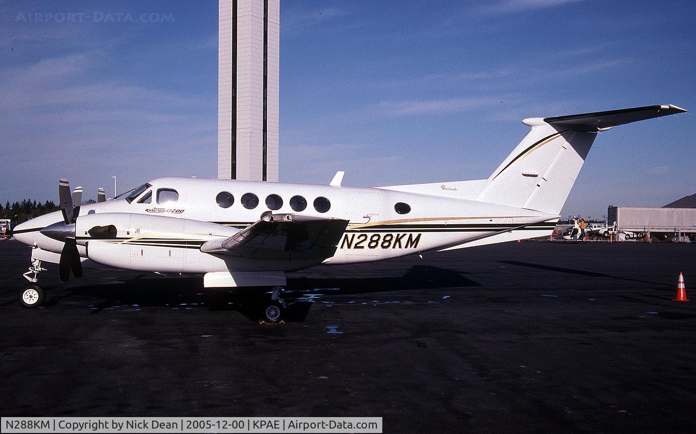 N288KM, 1995 Beech B200 King Air C/N BB-1508, KPAE