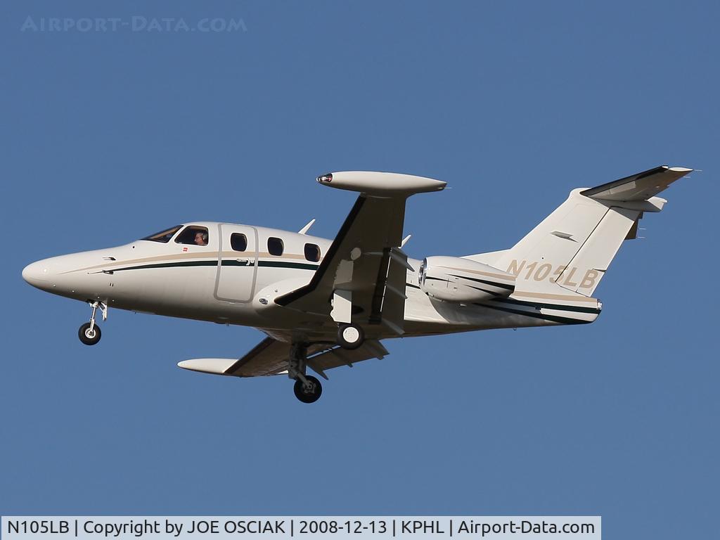 N105LB, 2008 Eclipse Aviation Corp EA500 C/N 000118, Landing at KPHL