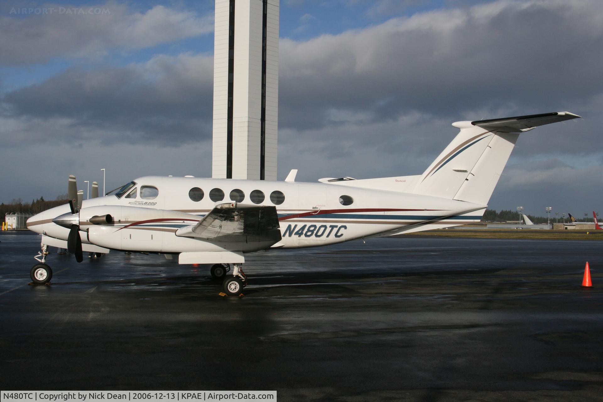 N480TC, 1997 Raytheon Aircraft Company B200 C/N BB-1600, KPAE