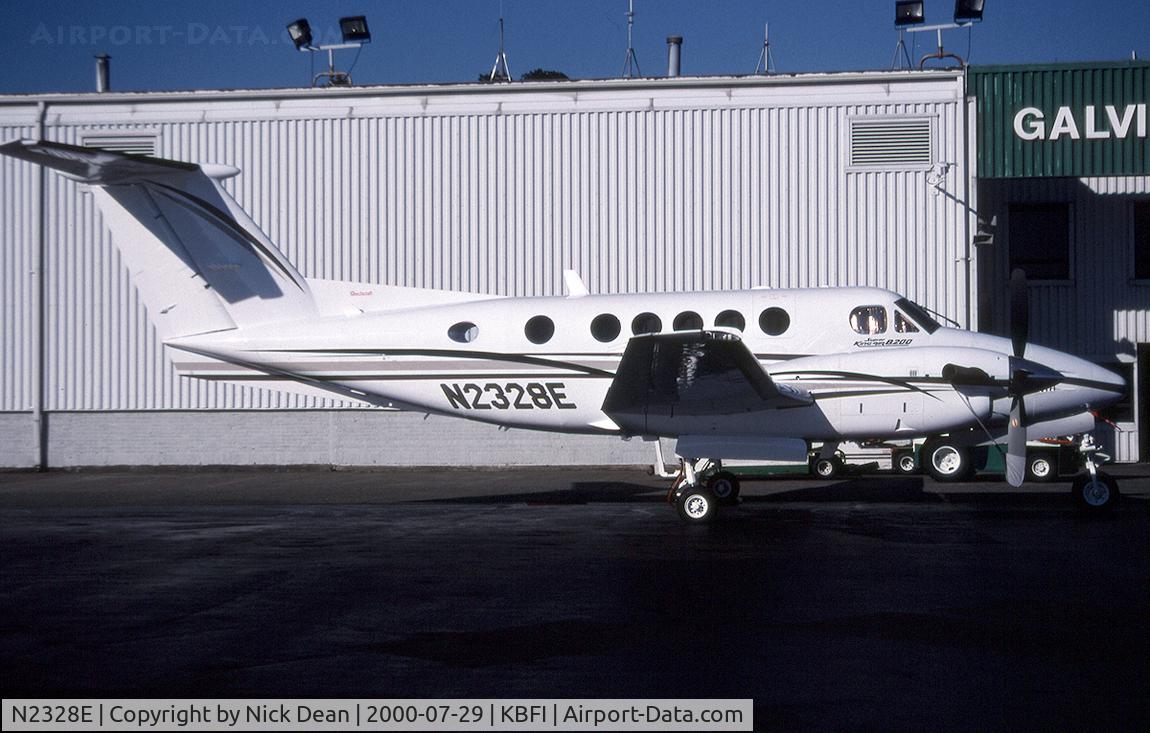 N2328E, 1998 Raytheon Aircraft Company B200 C/N BB-1608, KBFI