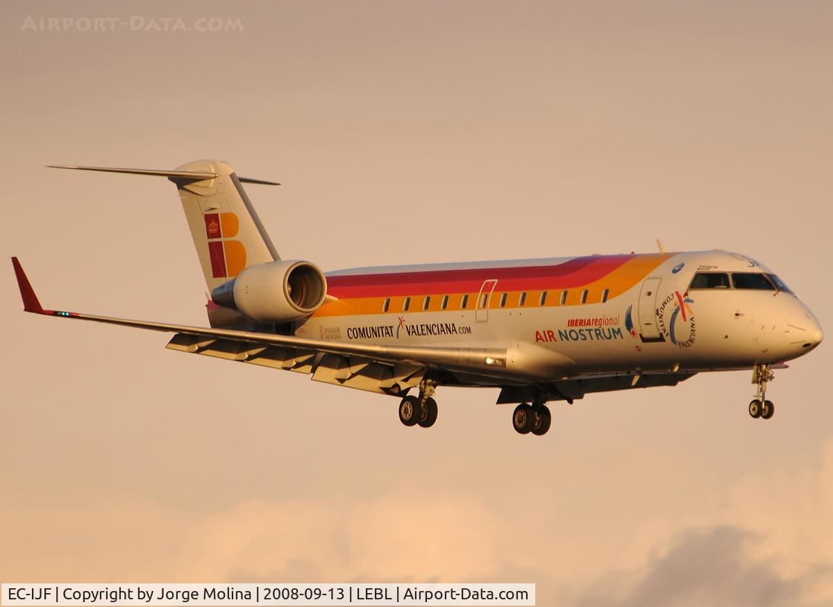 EC-IJF, 2002 Bombardier CRJ-200ER (CL-600-2B19) C/N 7705, 