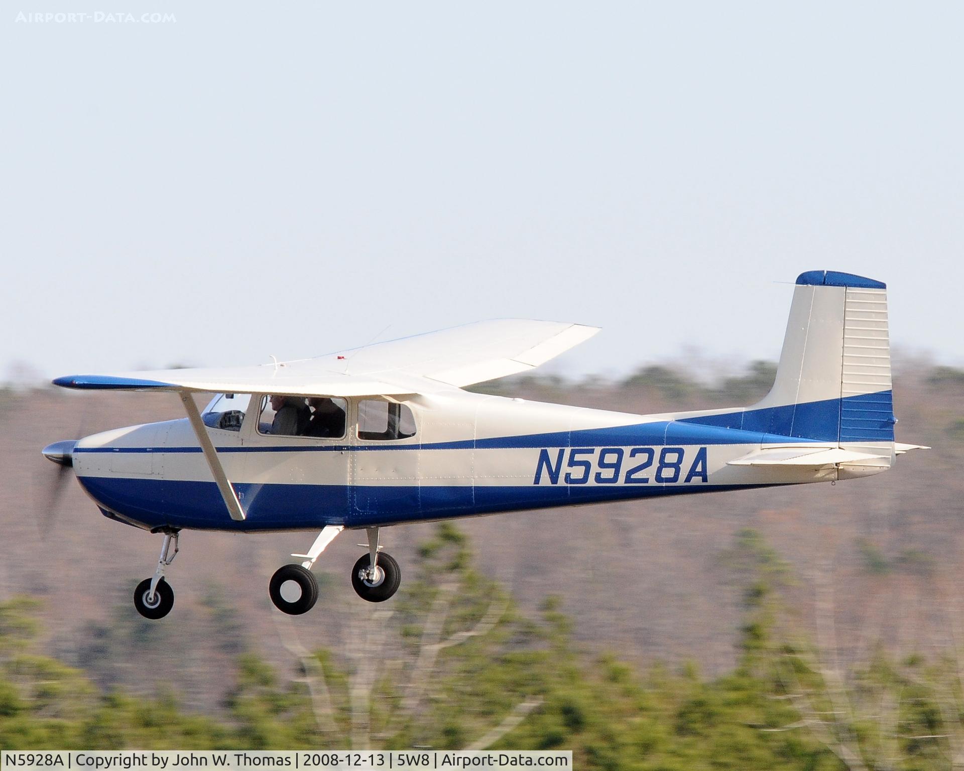N5928A, 1956 Cessna 172 C/N 28528, Departing runway 4