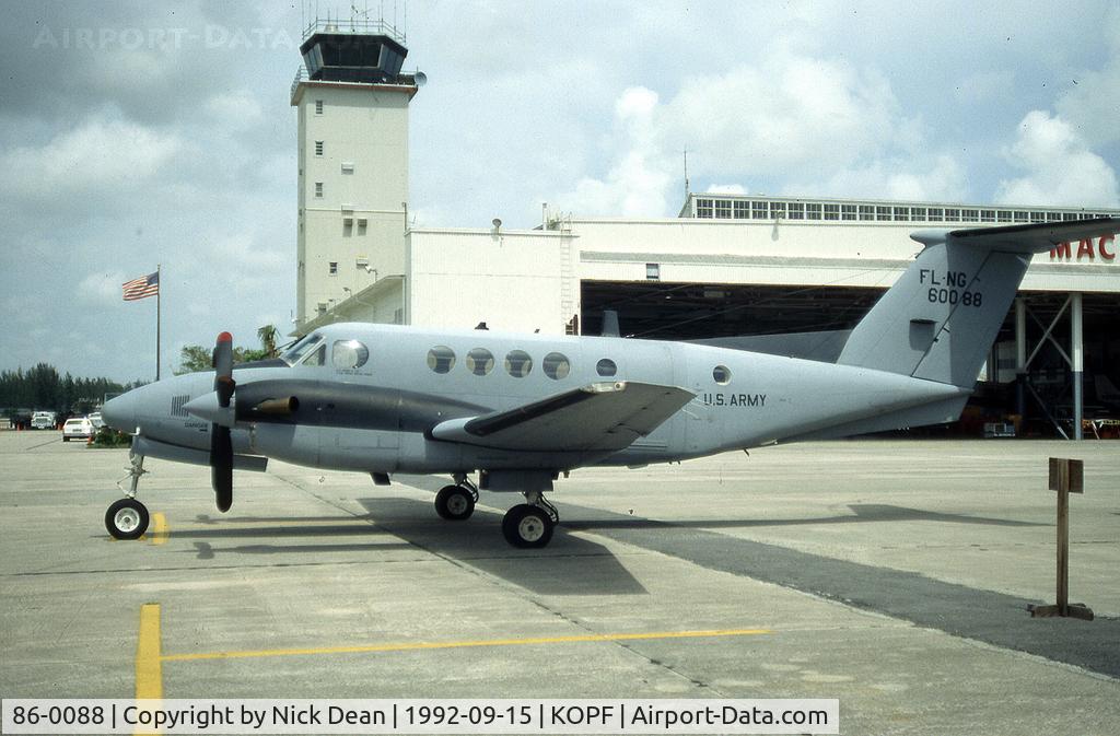 86-0088, Beechcraft C-12F Huron C/N BP-068, KOPF