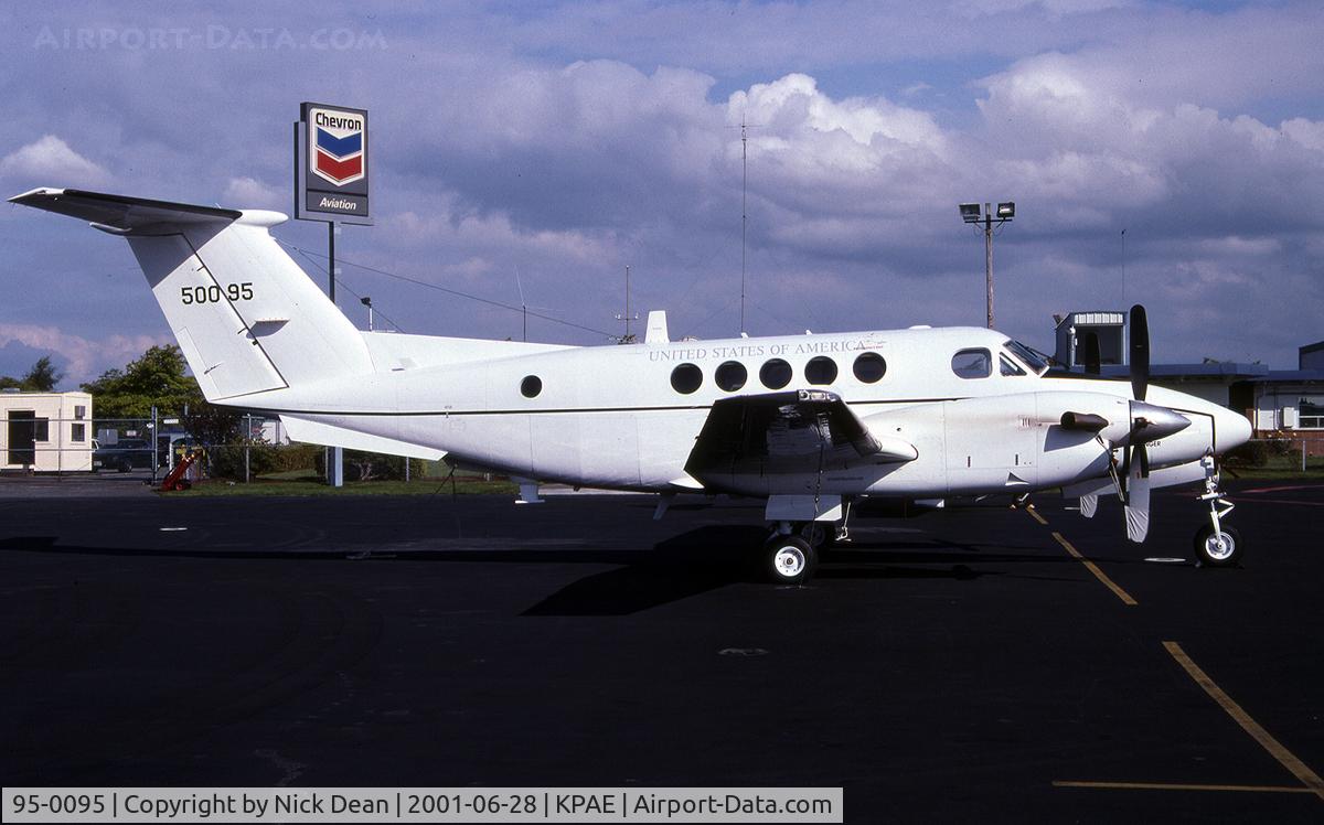 95-0095, 1995 Beech C-12R Huron C/N BW-023, KPAE (C/N BW-23)