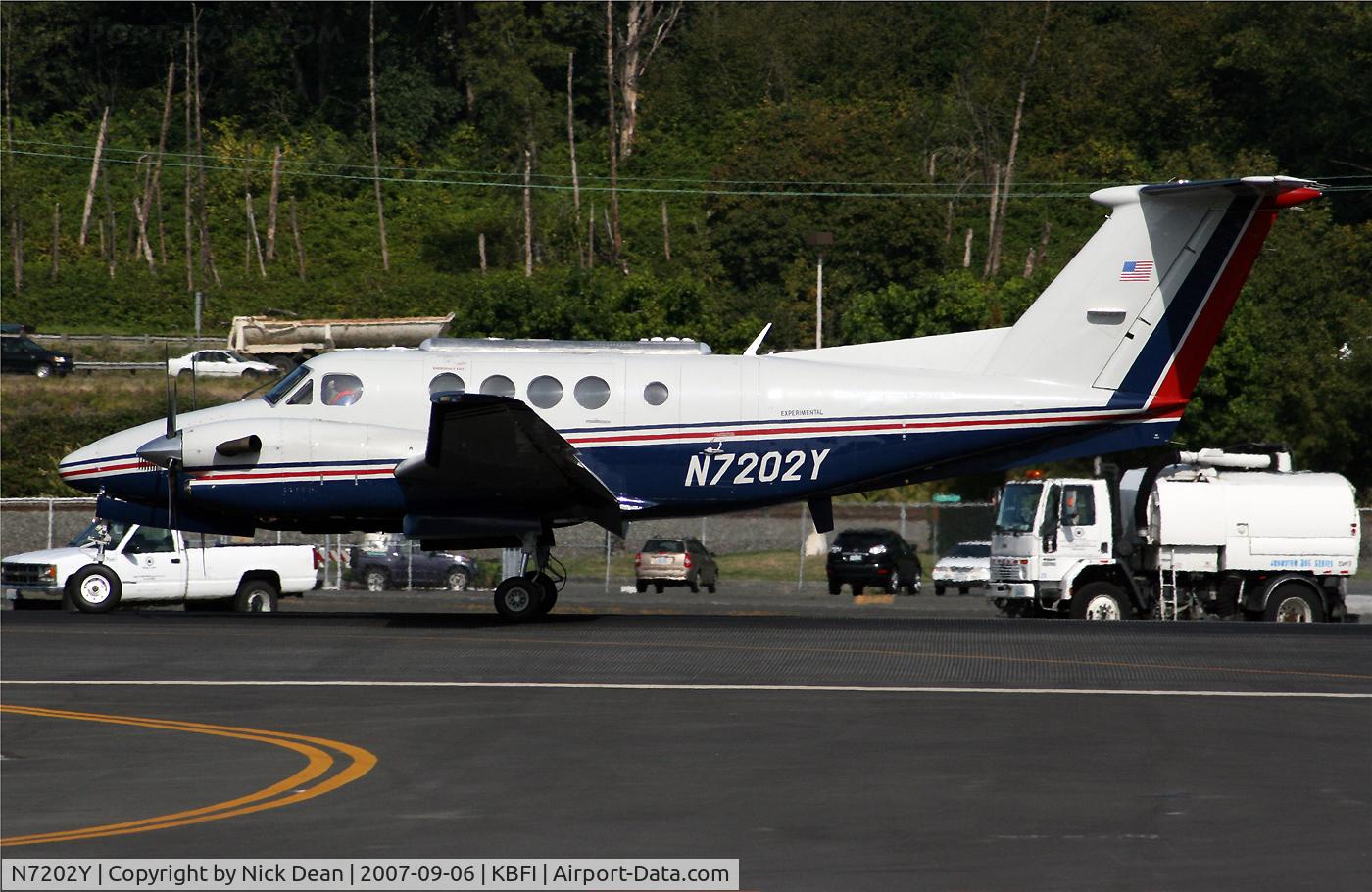 N7202Y, 1984 Beech 300 C/N FA-12, KBFI