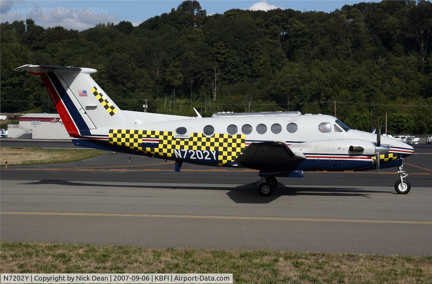 N7202Y, 1984 Beech 300 C/N FA-12, KBFI