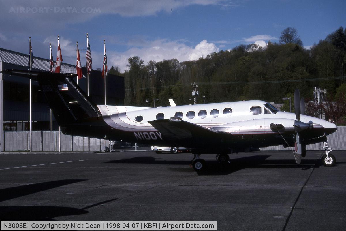 N300SE, 1985 Beech 300 C/N FA-68, KBFI (Seen here as N100Y but currently registered N300SE)