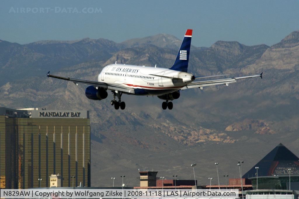 N829AW, 2001 Airbus A319-132 C/N 1563, Going to Las Vegas