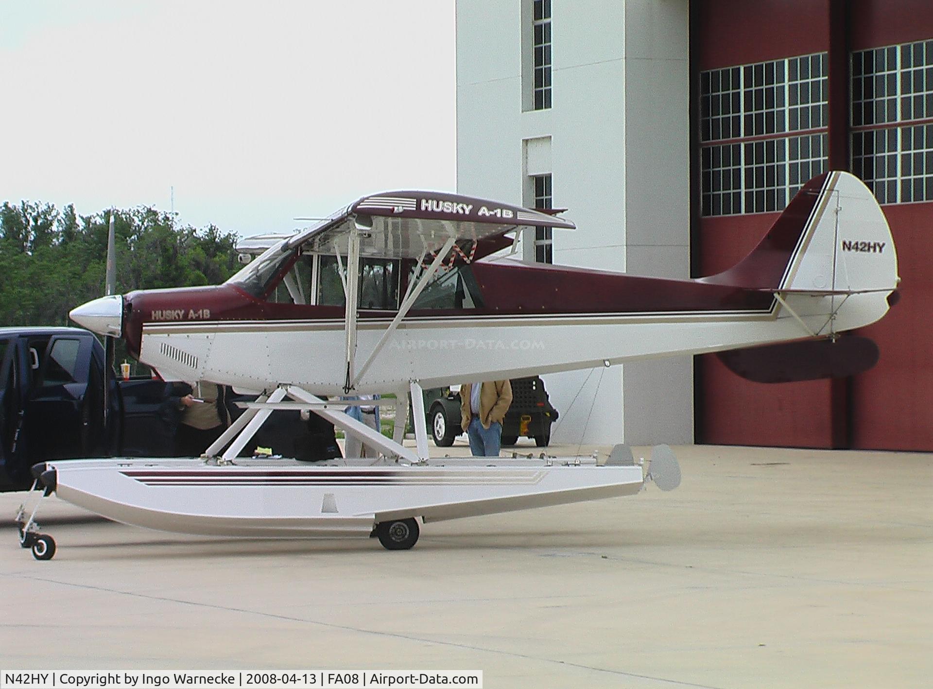 N42HY, 2002 Aviat A-1B Husky C/N 2202, Aviat A-1B Husky on amphibious floats at Kermit Weeks airfield, Polk-City FL