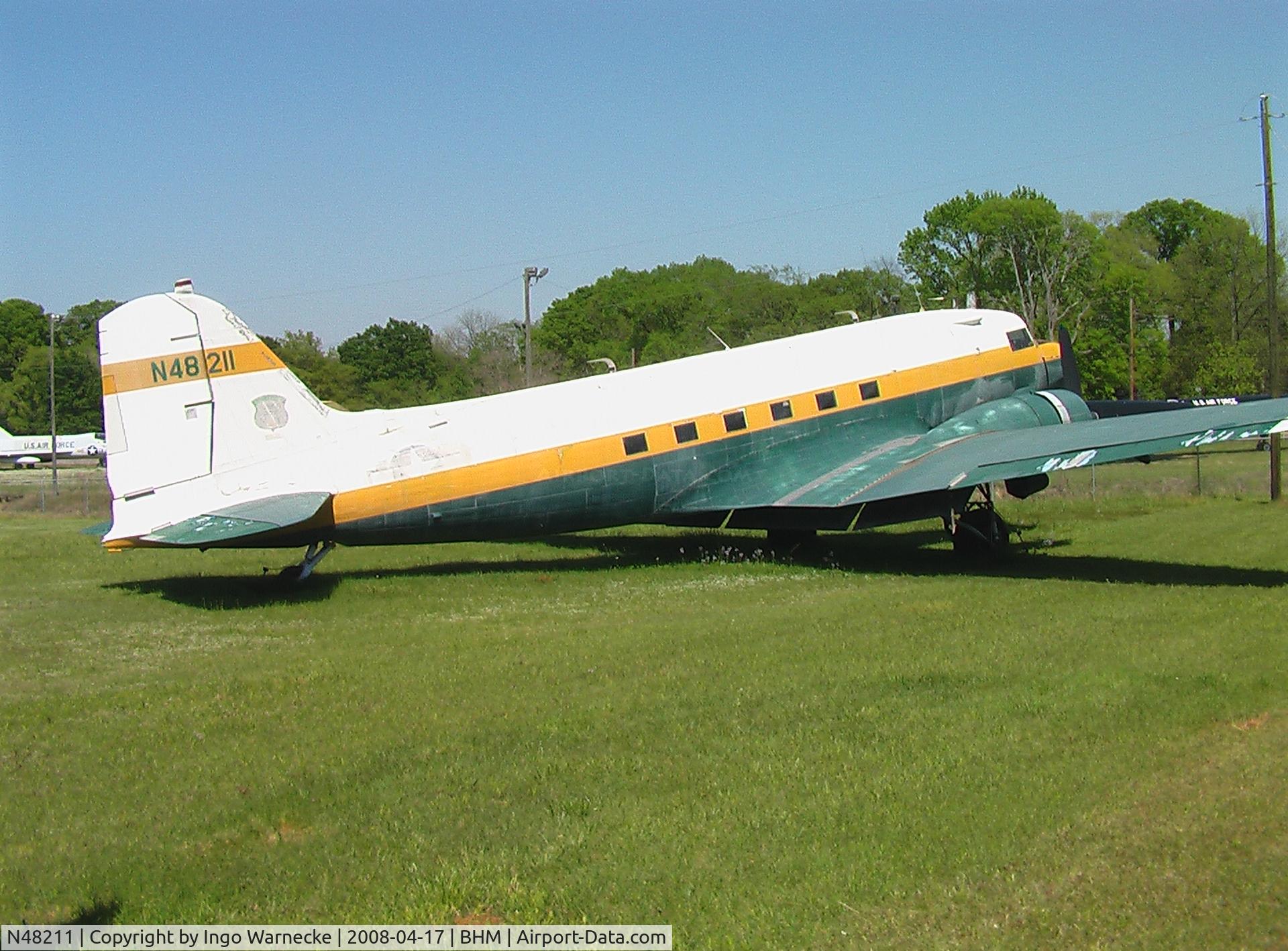 N48211, 1944 Douglas R4D-6Q Skytrain (DC-3) C/N 26718, Douglas C-47B / R4D-6Q / (E)C-47J Skytrain at the Southern Mus. of Flight, Birmingham AL