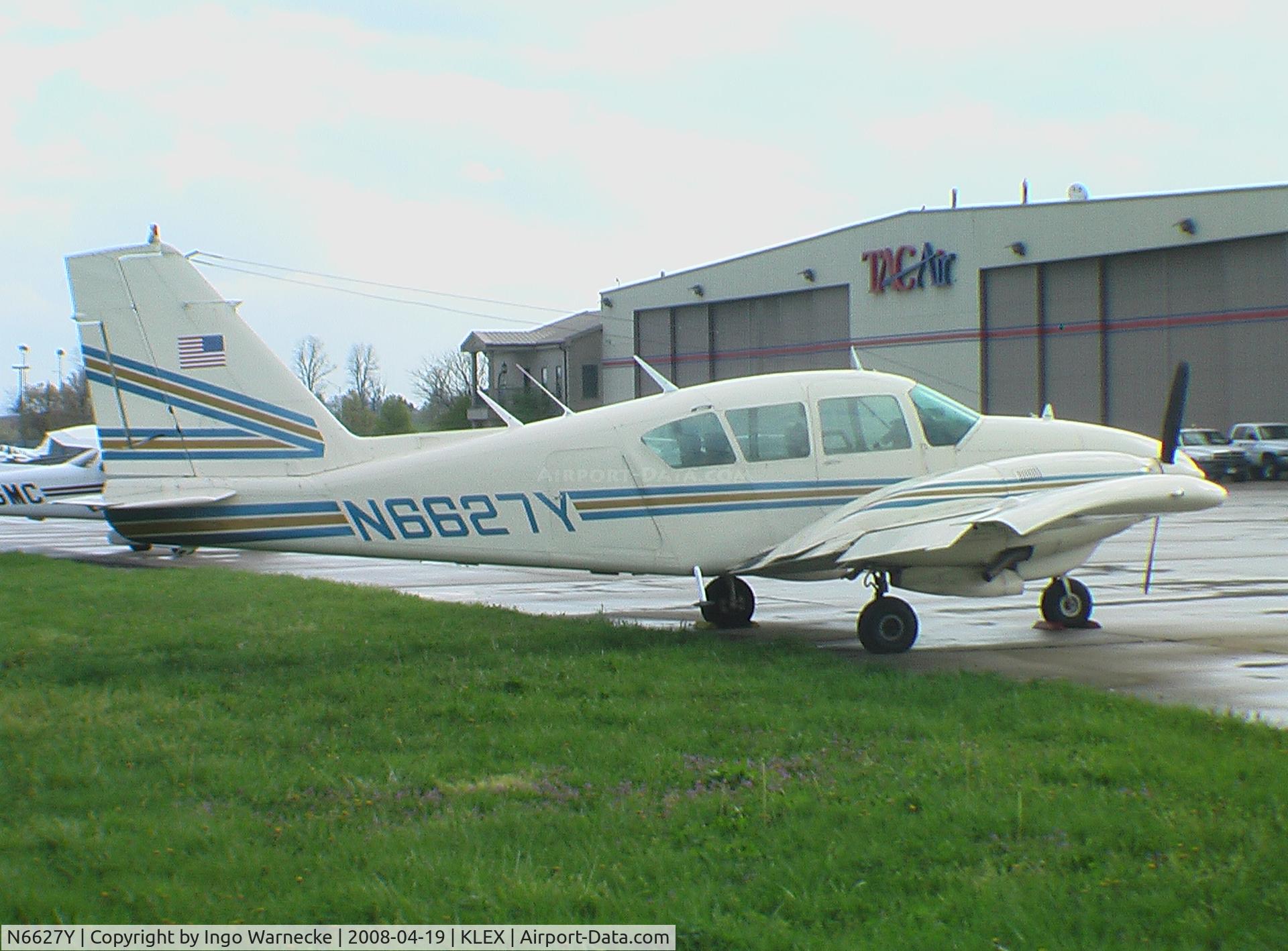 N6627Y, 1969 Piper PA-23-250 C/N 27-4399, Piper PA-23-250 Aztec F at Lexington Blue Grass Airport