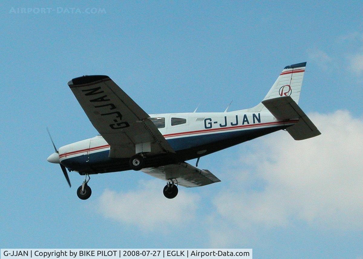 G-JJAN, 1986 Piper PA-28-181 Cherokee Archer II C/N 28-90007, FINALS FOR RUNWAY 25