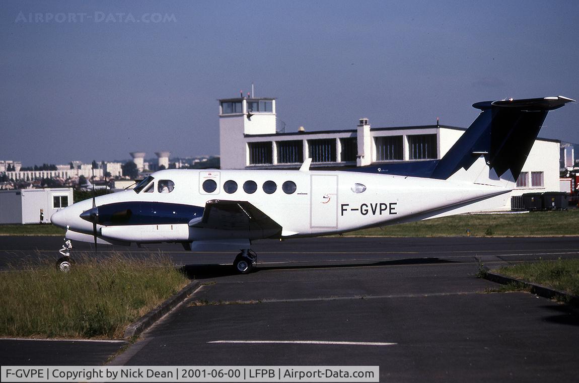 F-GVPE, 1986 Beech 300 Super King Air C/N FA-94, LFPB