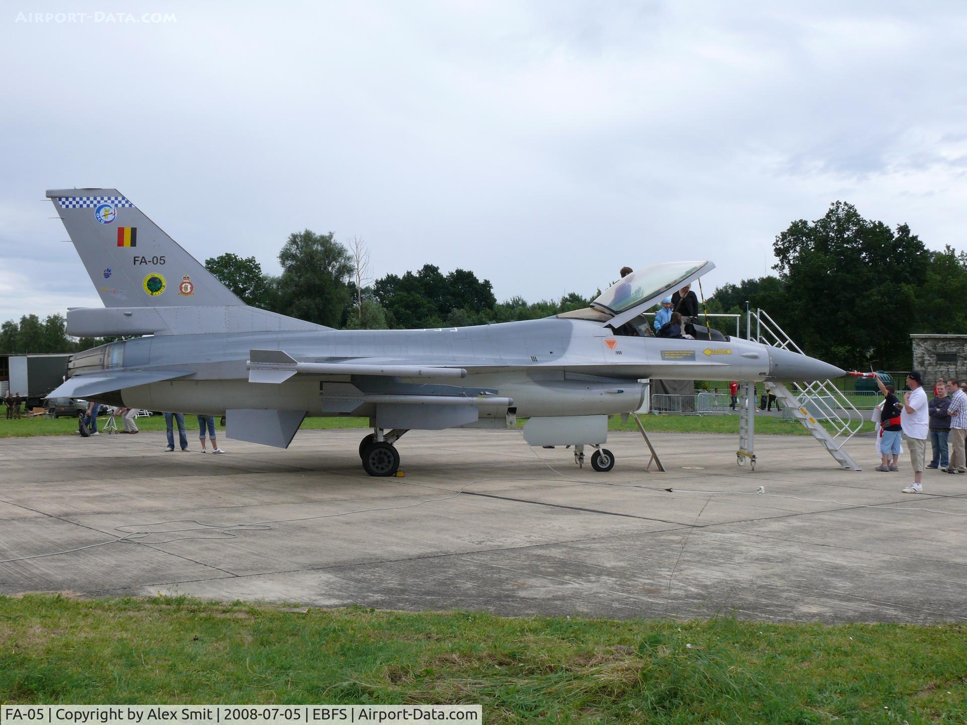 FA-05, SABCA F-16A Fighting Falcon C/N 6H-5, General Dynamics F-16A Fighting Falcon FA05 Belgian Air Component it's used as a travelling exhibit