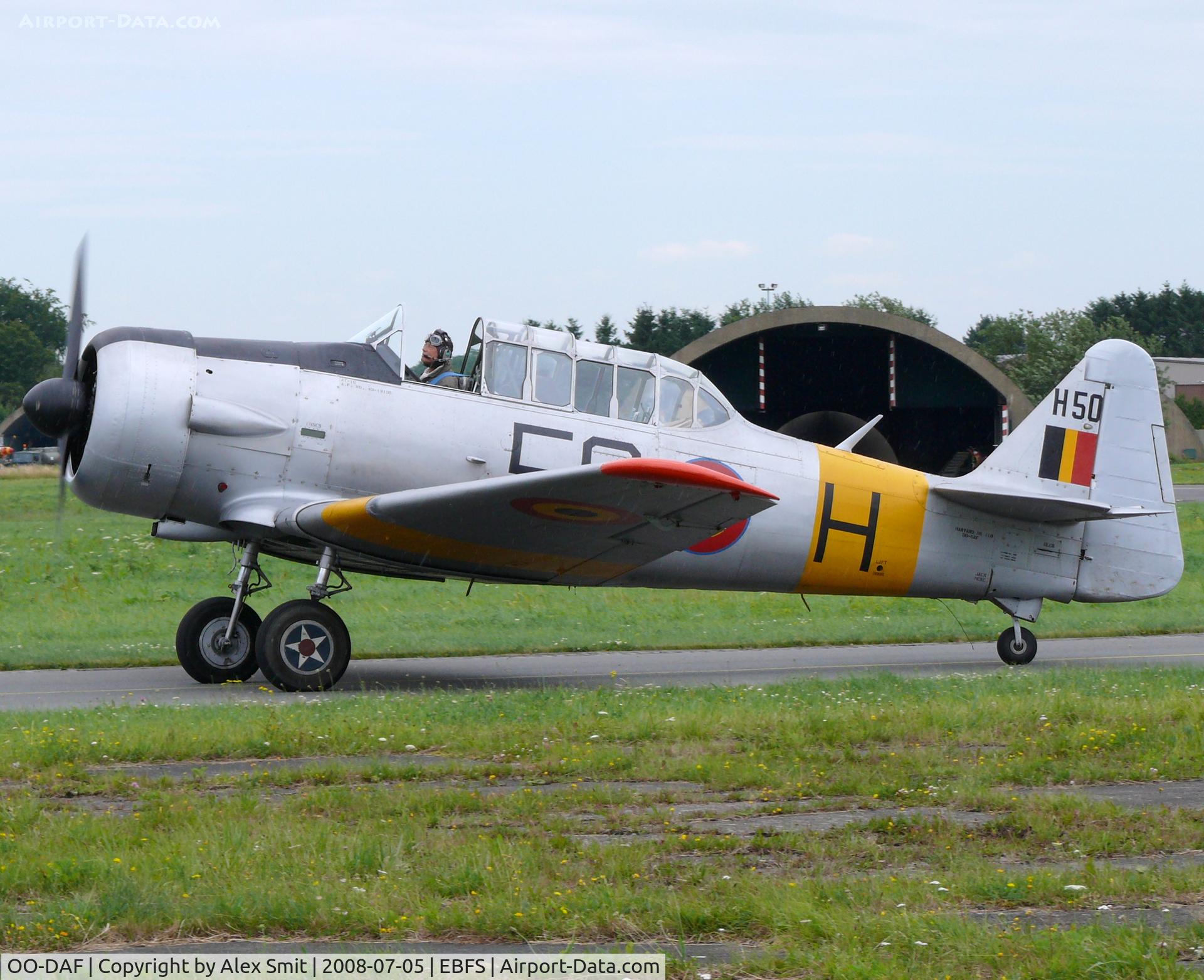 OO-DAF, 1944 Noorduyn AT-16 Harvard IIB C/N 14A-1494, North American AT16 Harvard IIB OO-DAF as Belgian Air Force H-50
