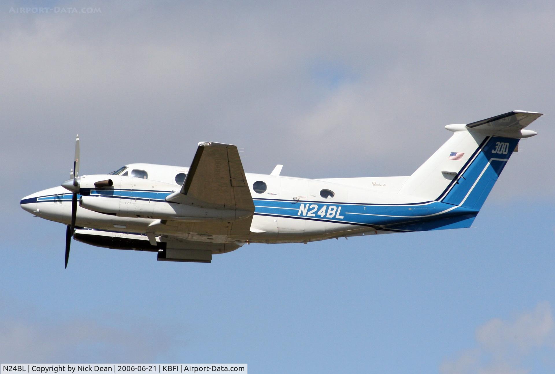 N24BL, 1988 Beech 300 C/N FA-153, KBFI