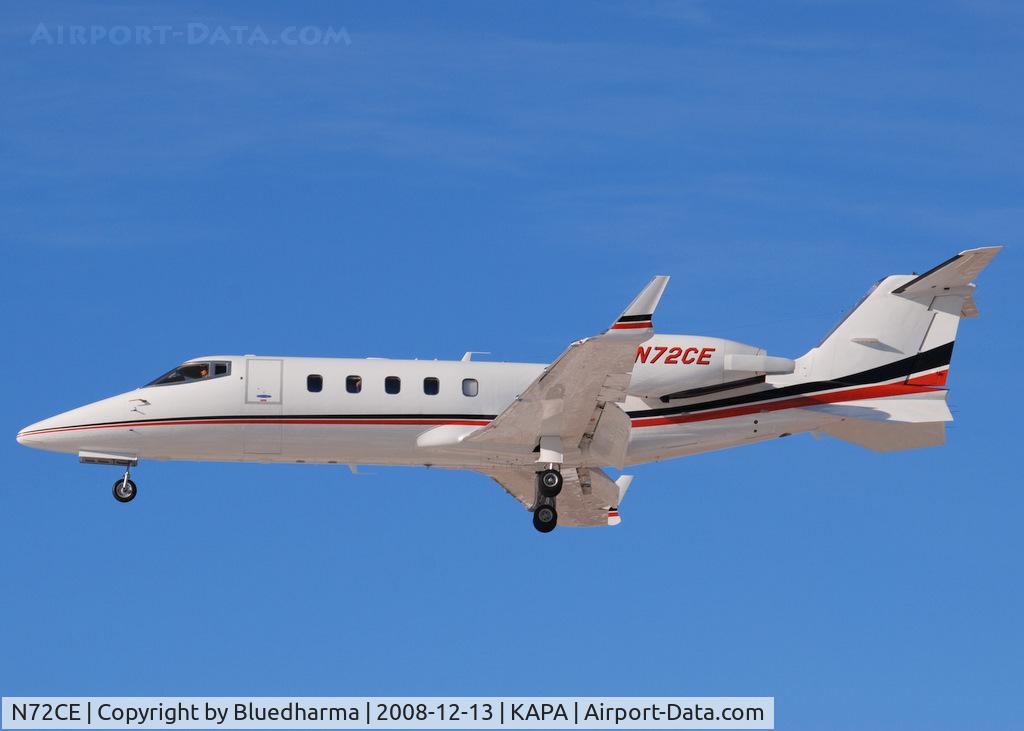 N72CE, Learjet Inc 60 C/N 285, On final approach to 17L, fighting some major crosswinds.