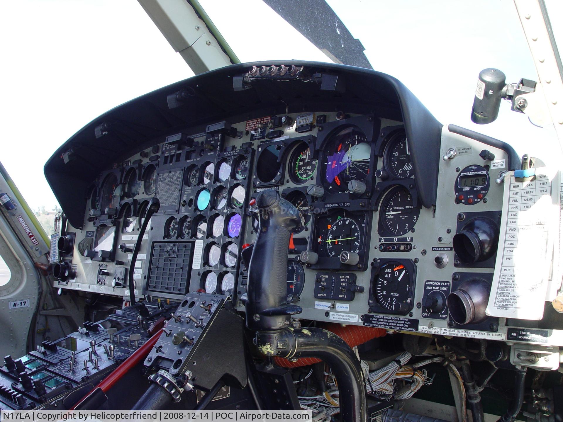 N17LA, 1992 Bell 412 C/N 36044, Instruments of Los Angeles County Fire 