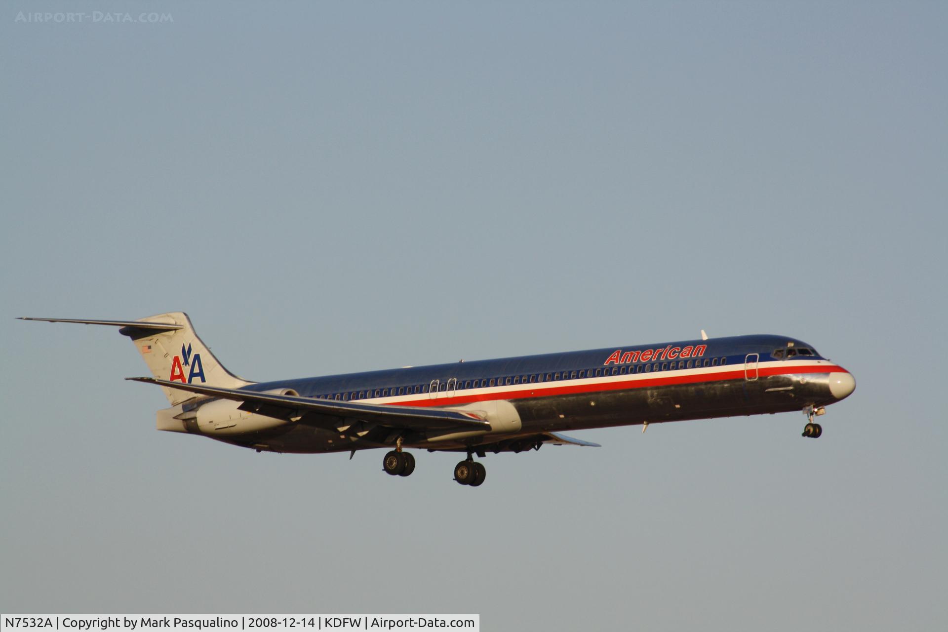 N7532A, 1990 McDonnell Douglas MD-82 (DC-9-82) C/N 49924, MD-82