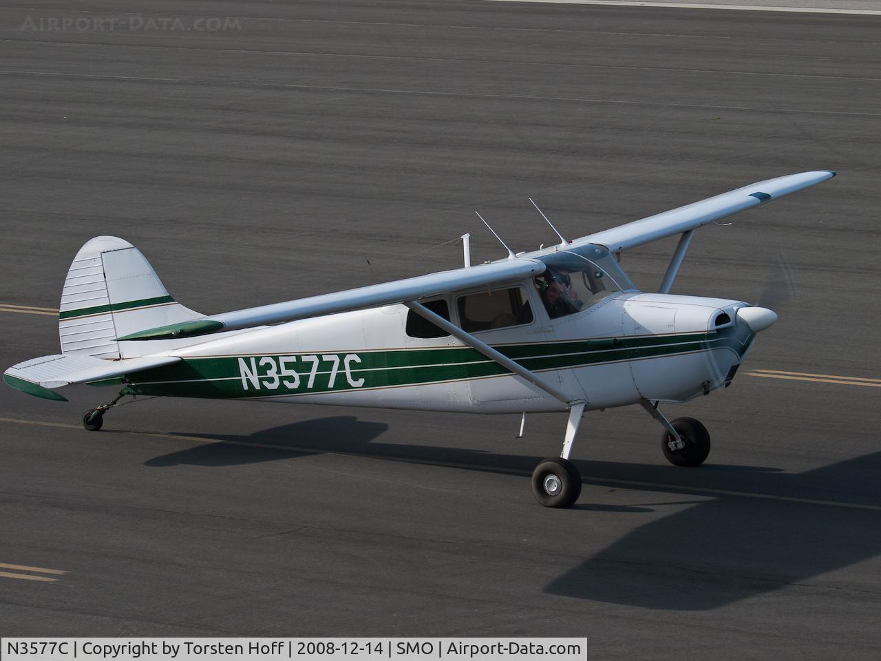 N3577C, 1954 Cessna 170B C/N 26621, N3577C taxiing