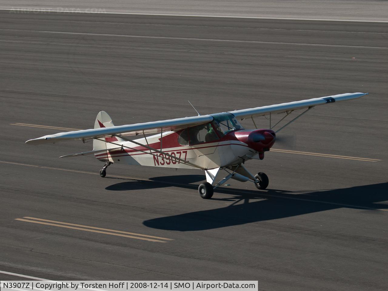 N3907Z, 1961 Piper PA-18-150 Super Cub C/N 18-7671, N3907Z taxiing