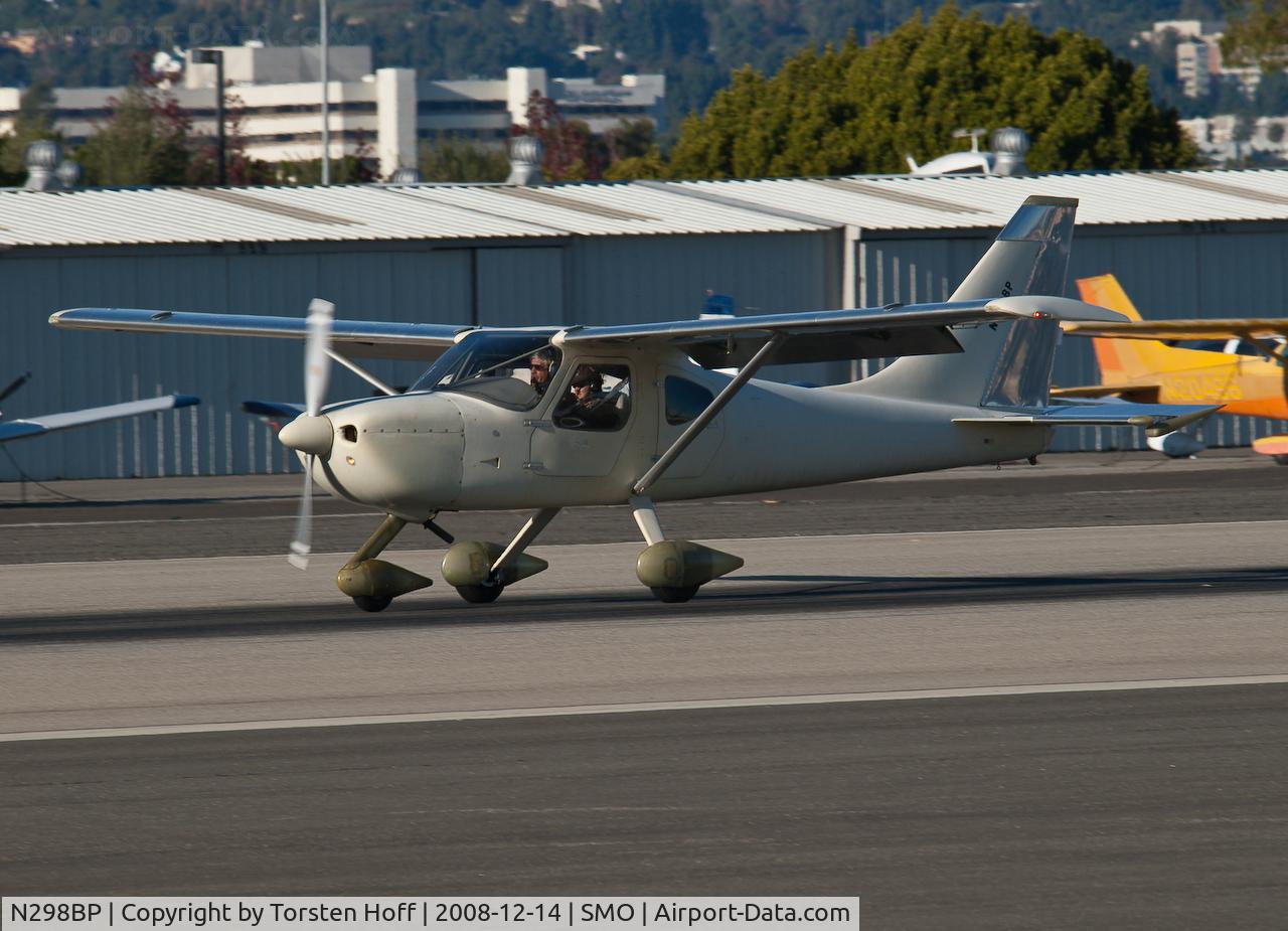 N298BP, 2008 Glasair GS-2 Sportsman C/N 7282, N298BP arriving on RWY 21