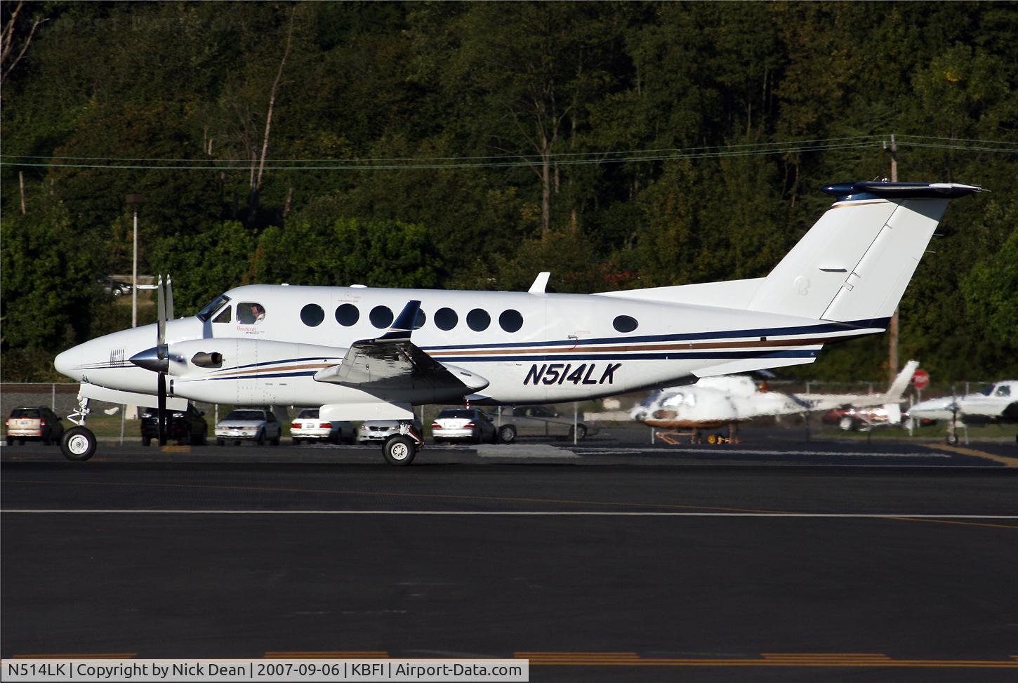 N514LK, 2007 Raytheon Aircraft Company B300 C/N FL517, KBFI