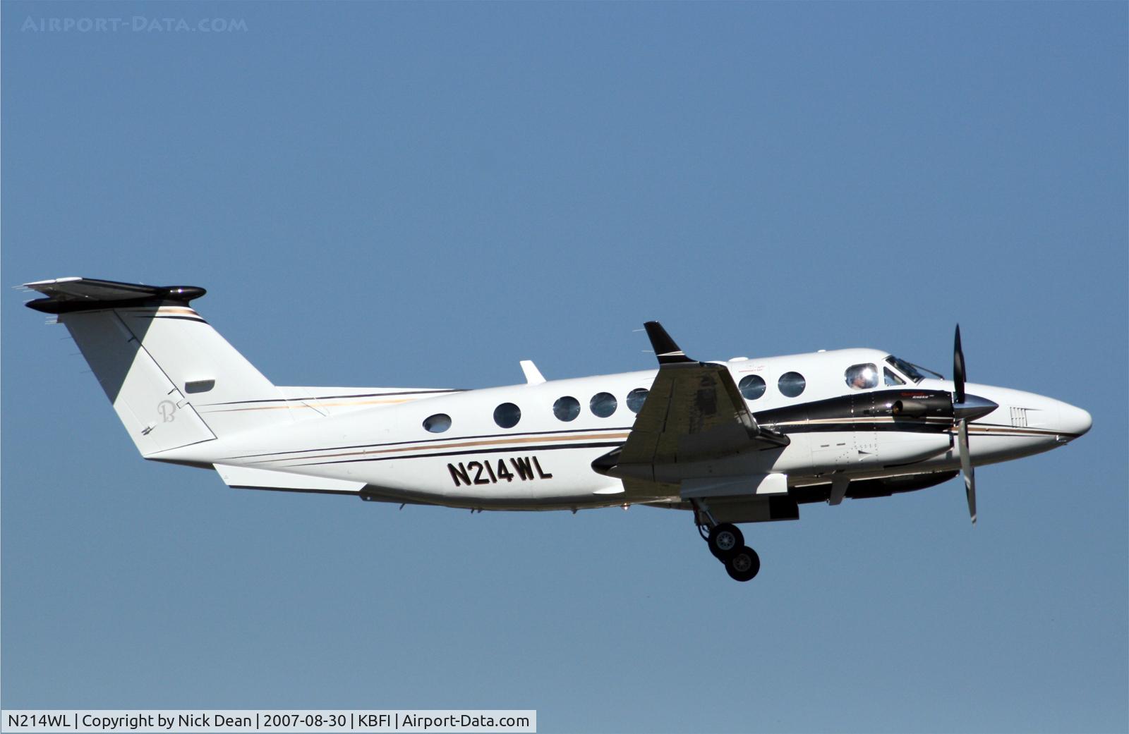 N214WL, 2007 Hawker Beechcraft 350 King Air (B300) C/N FL-529, KBFI