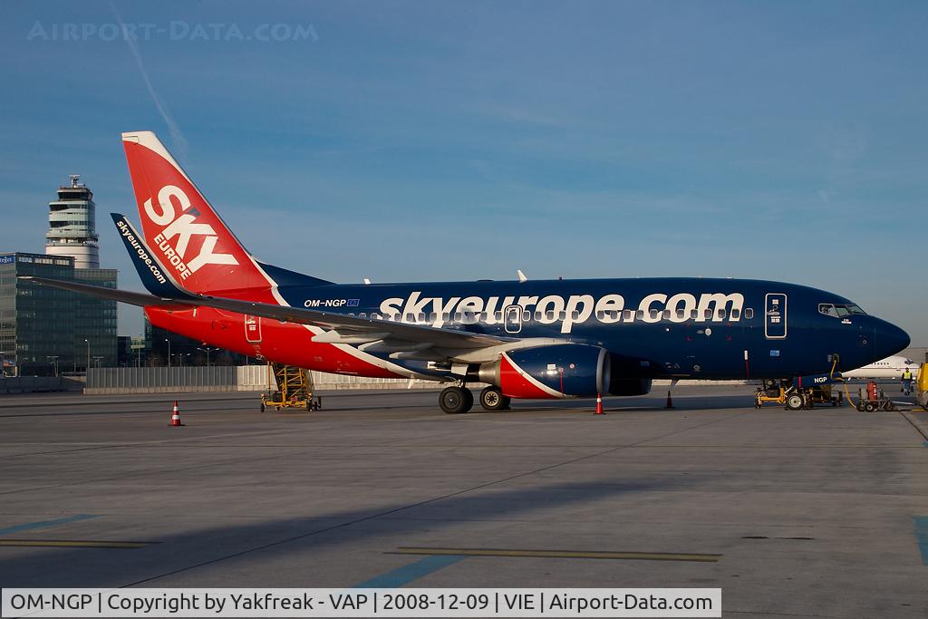 OM-NGP, 2007 Boeing 737-7GL C/N 34760, Skyeurope Boeing 737-700