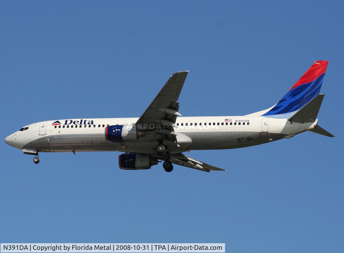 N391DA, 2000 Boeing 737-832 C/N 30560, Delta 737-800